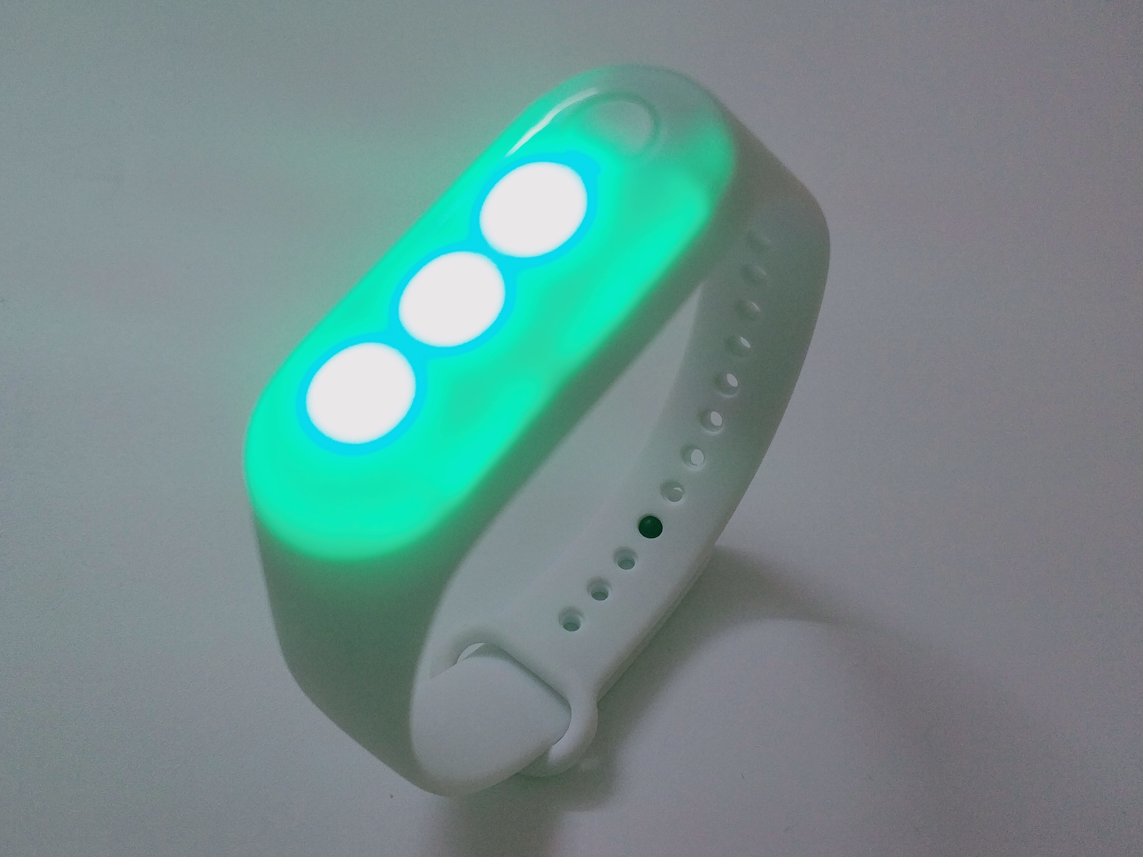 wholesale LED Safety Bracelet For Running At Night LED Gift Band rechargeable with usb cable Fully adjustable