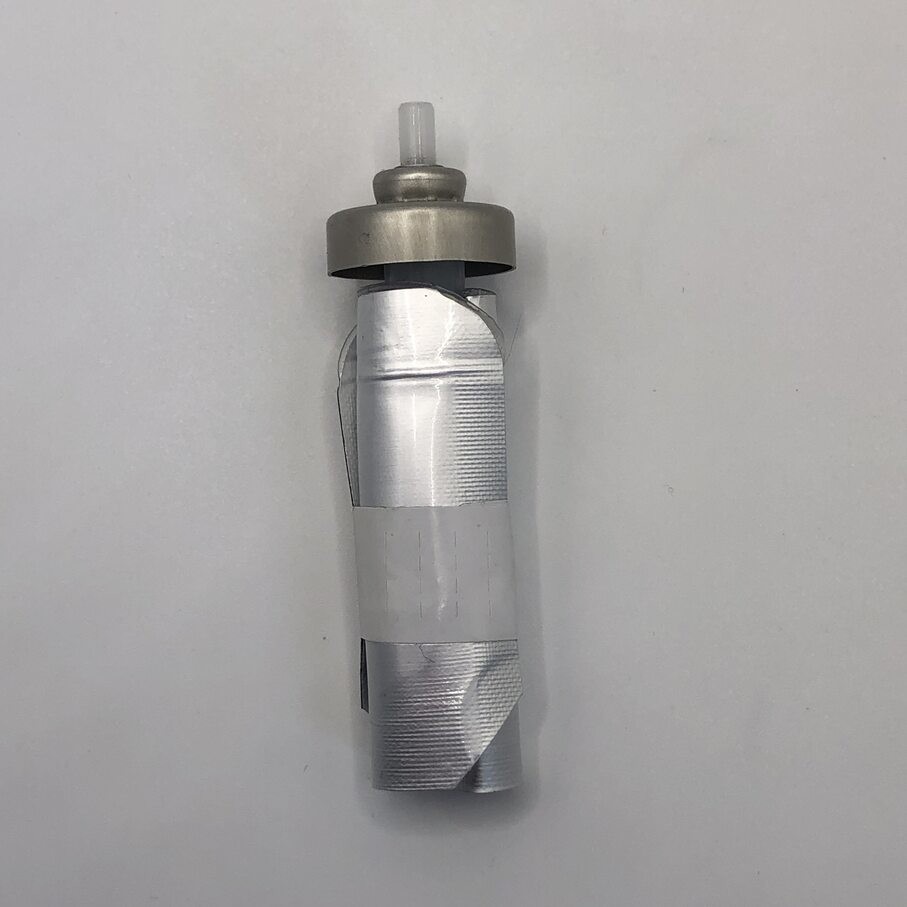 Eco-Conscious White Bag Valve Aerosol for Environmentally Friendly Applications