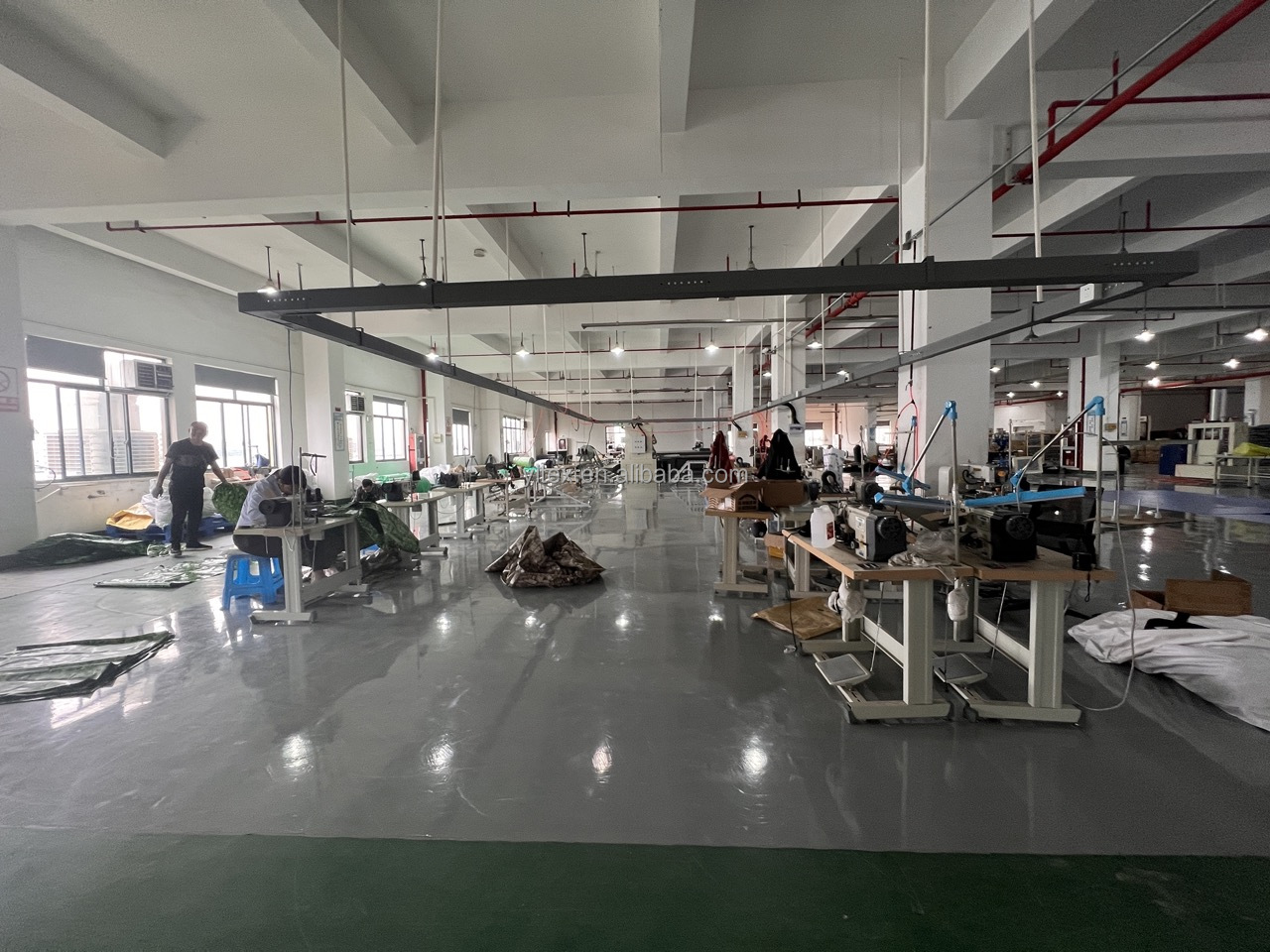 Custom Made PVC Vinyl Tarpaulin High Frequency Welding 580gsm With Eyelet And Ties