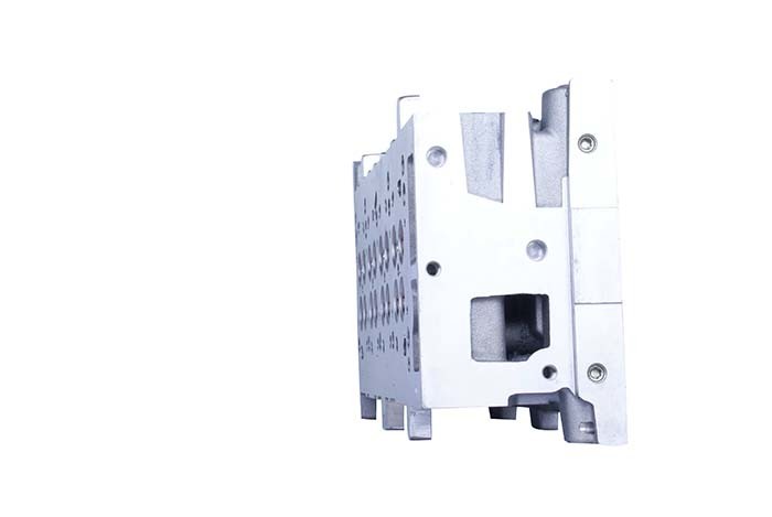 CYLINDER HEAD for FIAT 169A1.000 908556 AMC - 5607138, 5607170, 5607173