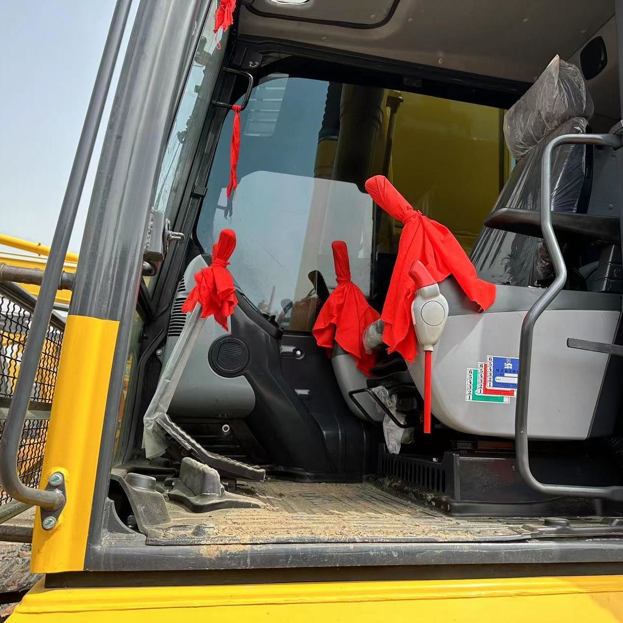 Secondhand Komatsu Digger PC240LC Used 24ton Medium Type Crawler Excavator