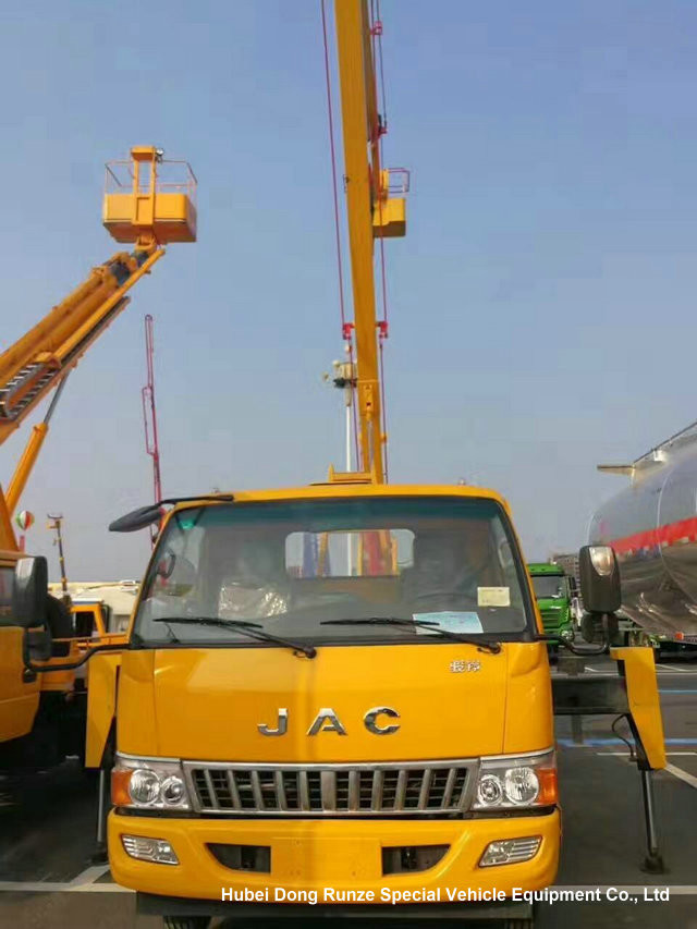 Hydraulic Rising Truck Mounted Aerial Platform , 16-18 Meter High Altitude Trucks