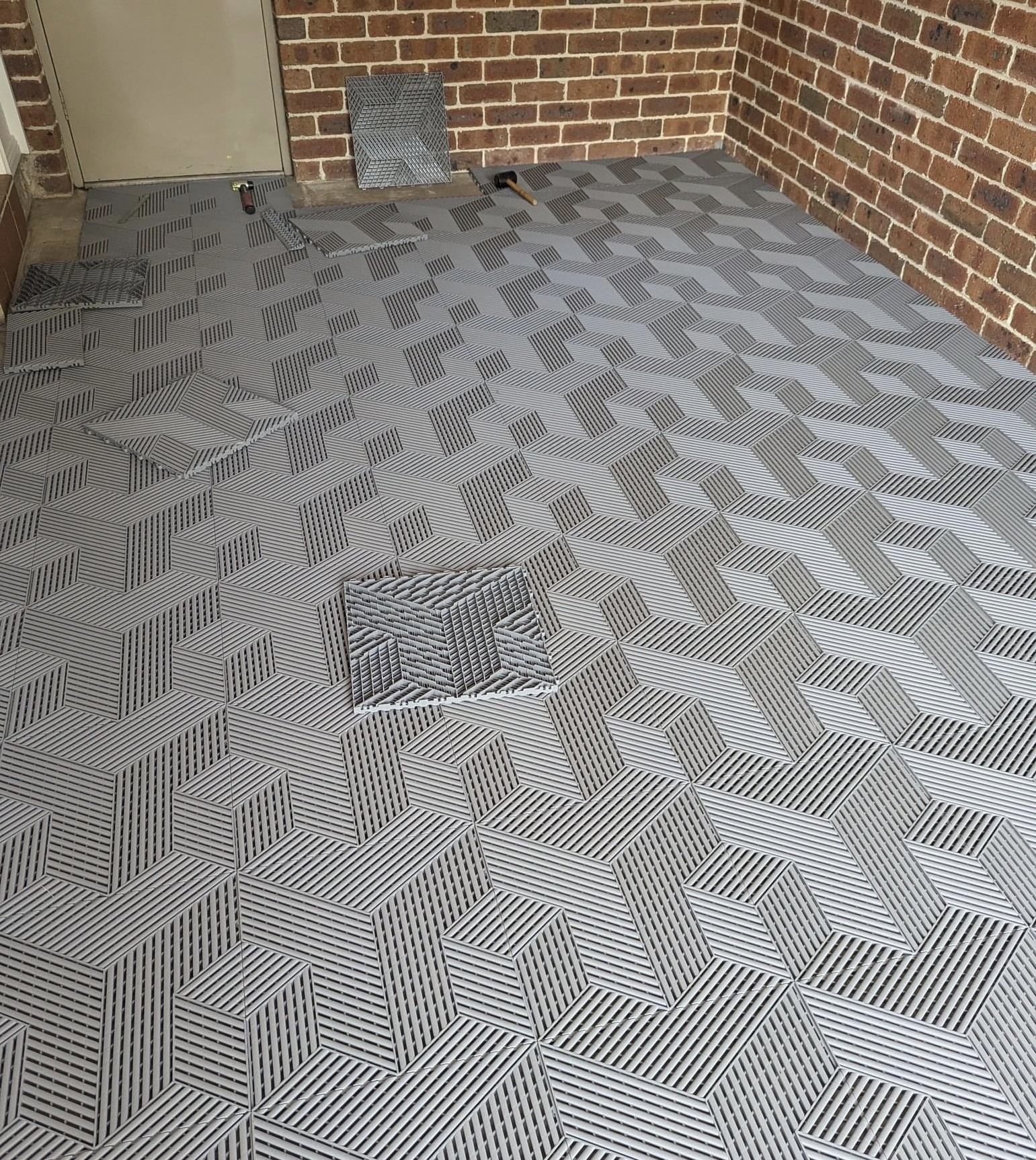 Stain Resistant Epoxy Parking Garage Flooring Squares Eco Friendly