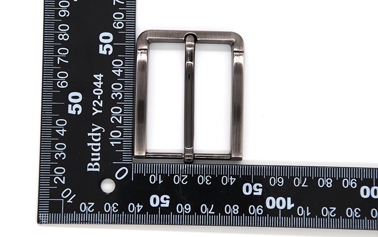 Mens Classic Belt Pin Buckle With Smooth Surface