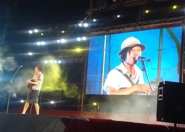 640mm x 640mm HD Indoor 5mm SMD2020 Die-casting Aluminum Cabinet Stage Rental LED Display