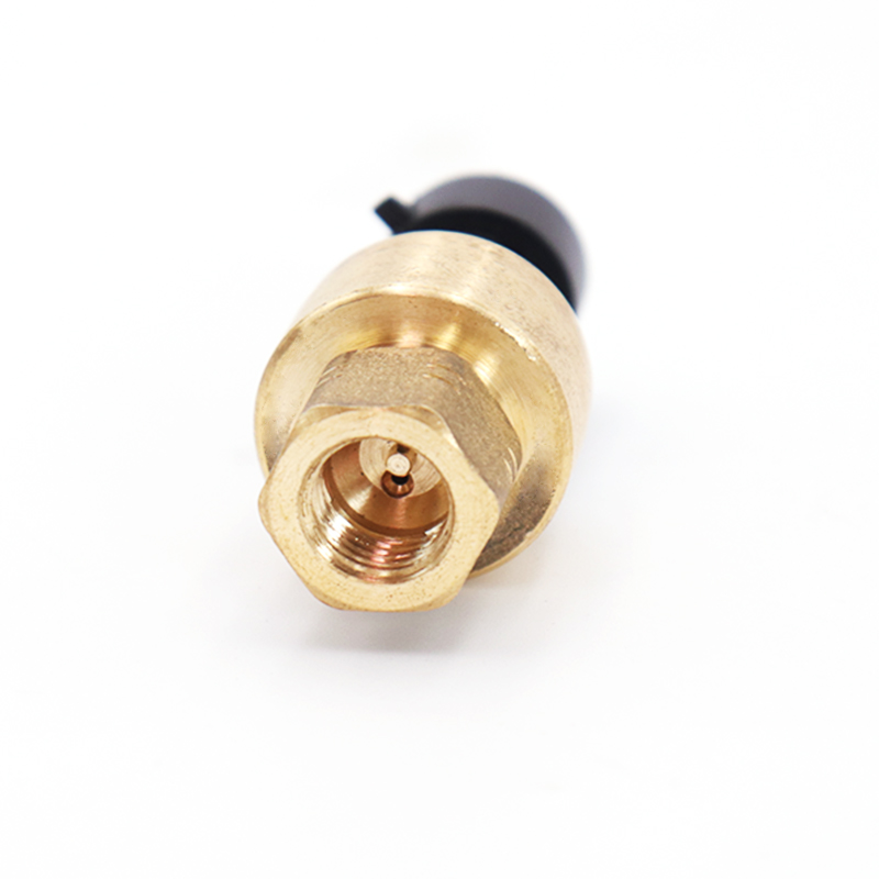 6MPa Electronic Air Pressure Sensor 5 Volt Pressure Transducer For Air Conditioning