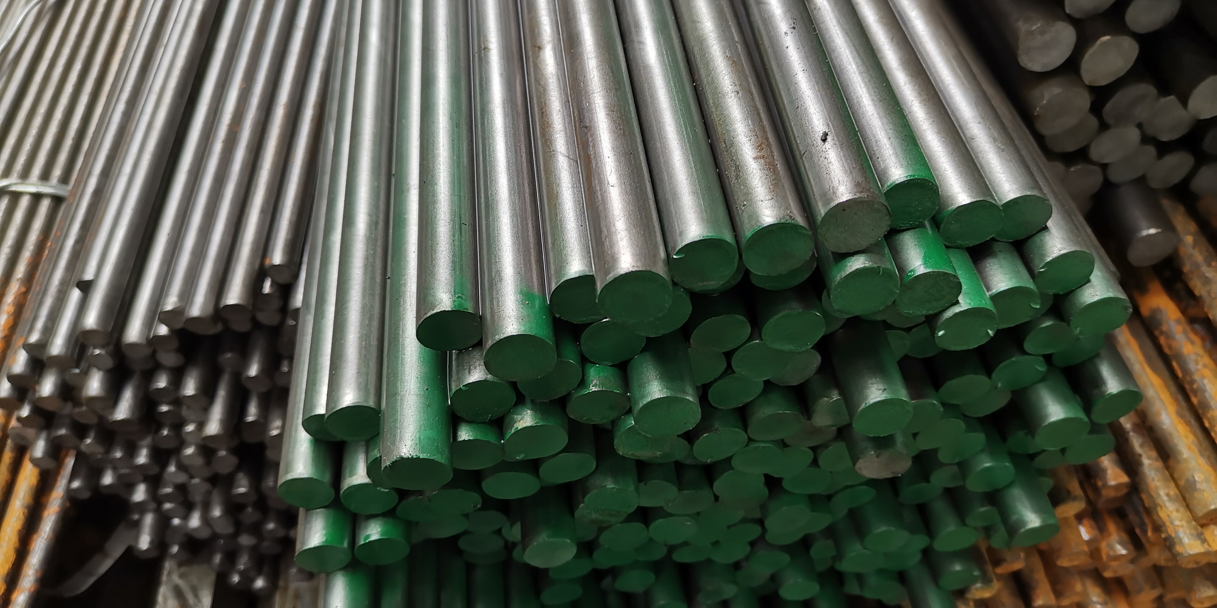 SAE1045 S45C SAE1020 Cold Drawn Steel Round Rod C45 Carbon Steel Bar 18.3*2500mm