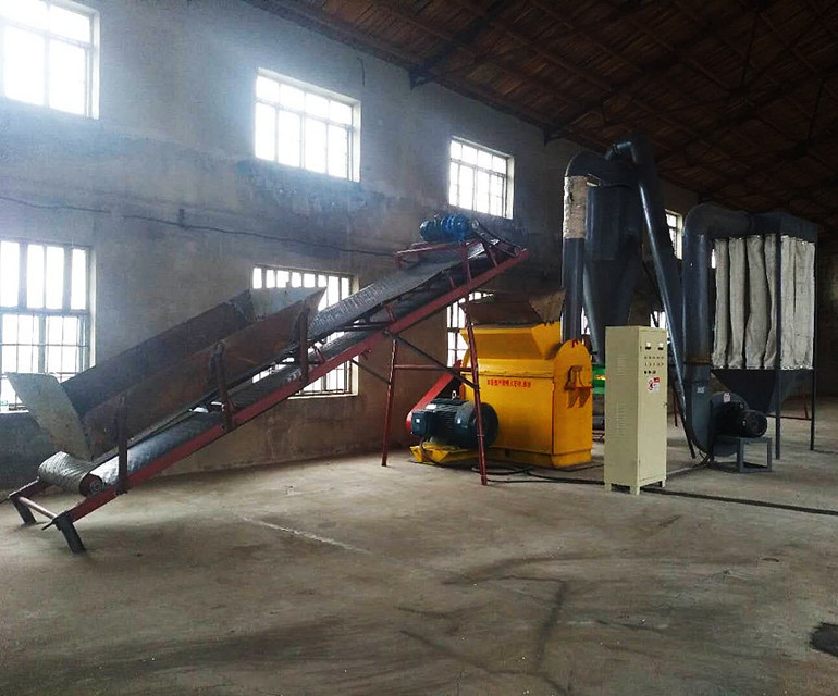 Wood Pallet Crusher 37KW Wooden Pallet Crushing Machine With Nails Out