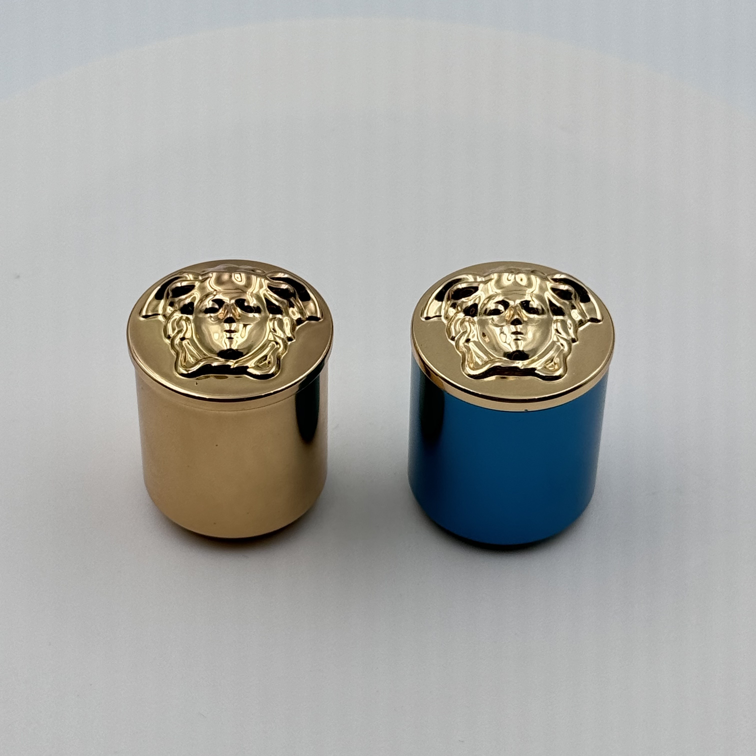 Custom Eco-friendly Zamak Perfume Caps in Various Styles for Sustainable Packaging