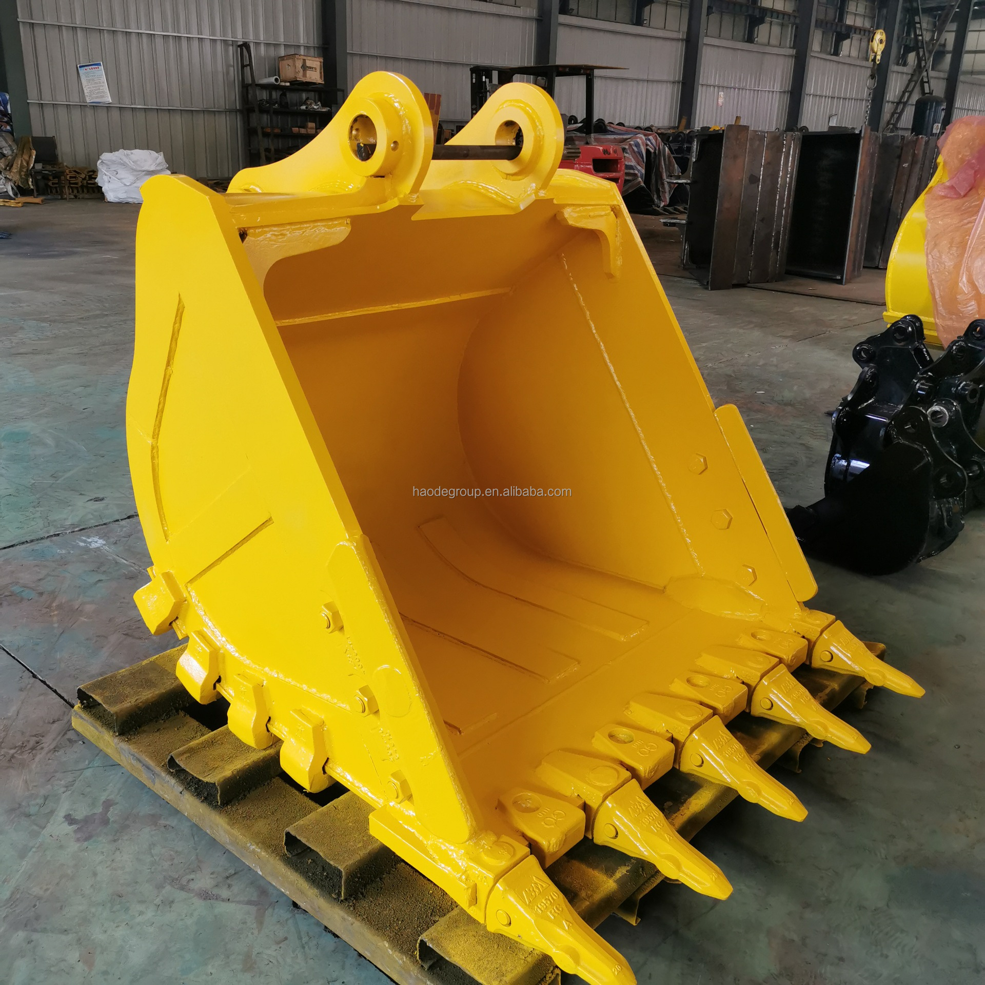 50ton Excavator Rock Bucket SK55 EC200 DH300 Field Maintenance After-sales Service
