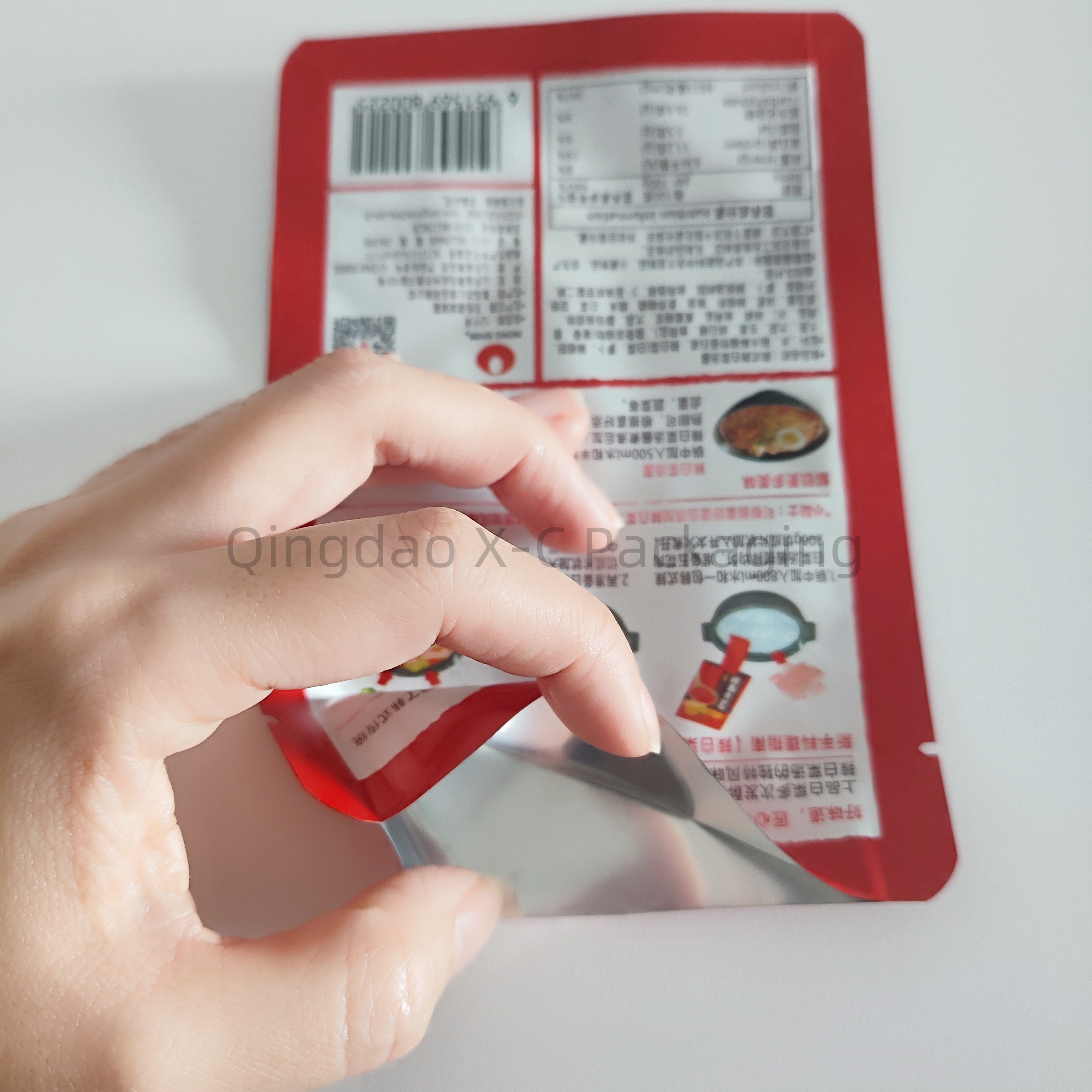 Laminated Plastic Resealable Stand Up Bag Custom Thickness For Candy Nuts Snack