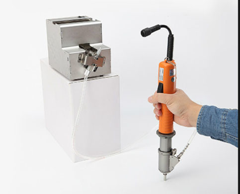 Hand-held automatic feed lock screw machine CBD-618 High efficiency, 60~120pcs/m, one person is equivalent to the effici