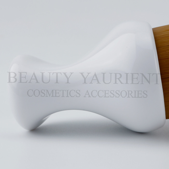 Angled Flat Liquid Foundation Makeup Brush