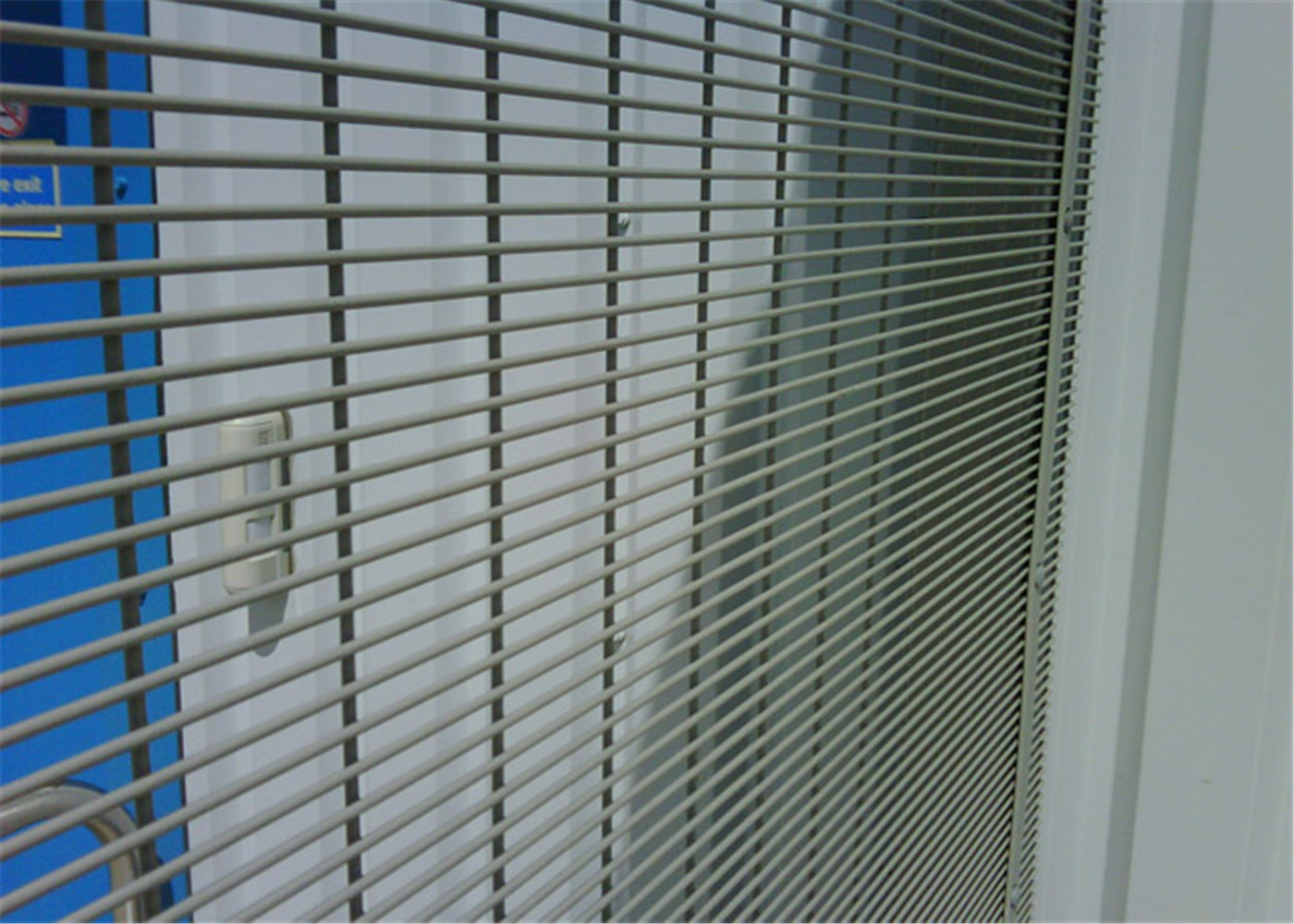 High security wire Fence 3"x0.5" mesh with 3.0mm ,3.5mm ,4.00mm wire