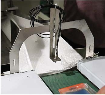 220V Bubble Film Packing Machine / Wrapping Machine OEM 1 Year Warranty