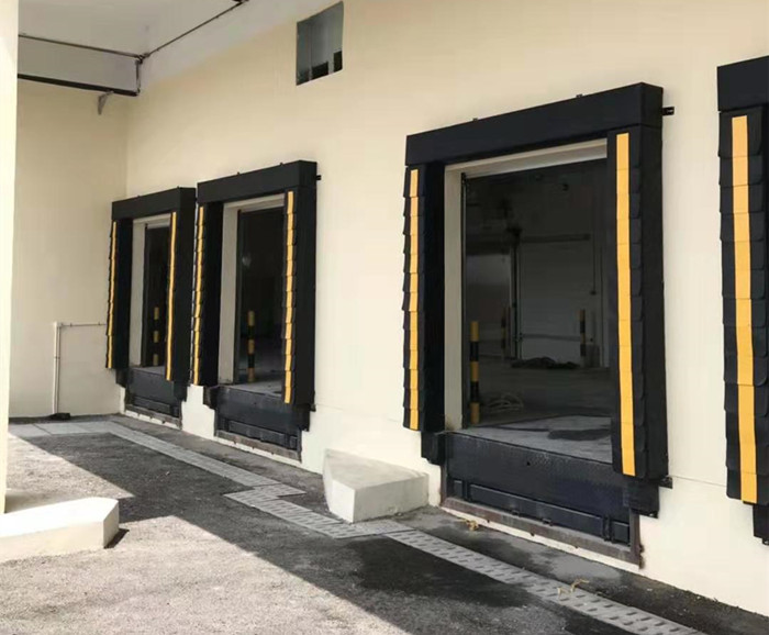 Stationary Loading Dock Seal Foam Pad To Consistent Truck Height Save Energy-efficient