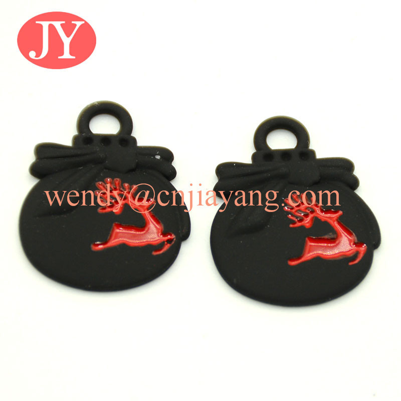 customized black enamle cat hanging plating epoxy gold metal tag