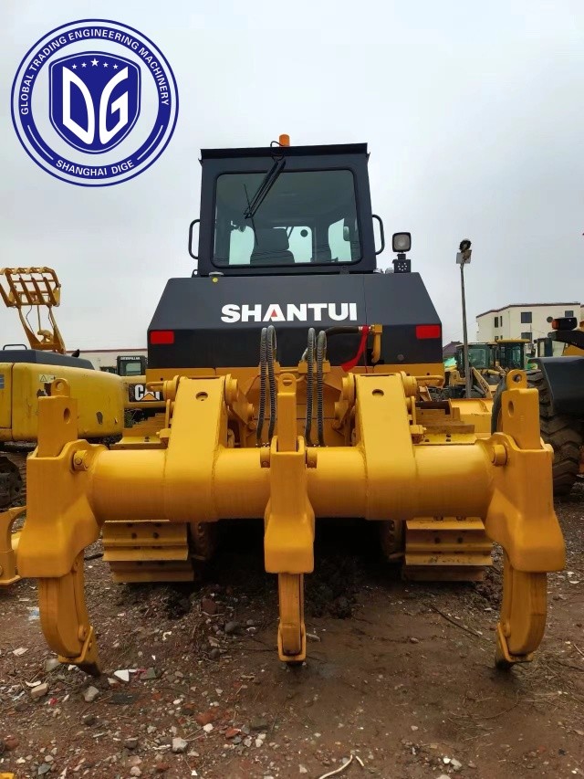 Minimal Wear D5M Used Caterpillar Bulldozer Hydraulic Machine