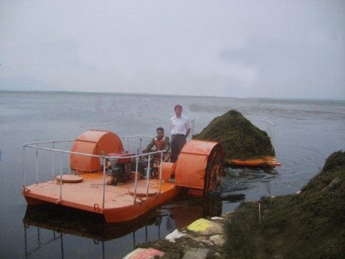 Longest Lasting Extreme Reliability Aquatic Weed Harvester Heavy Duty