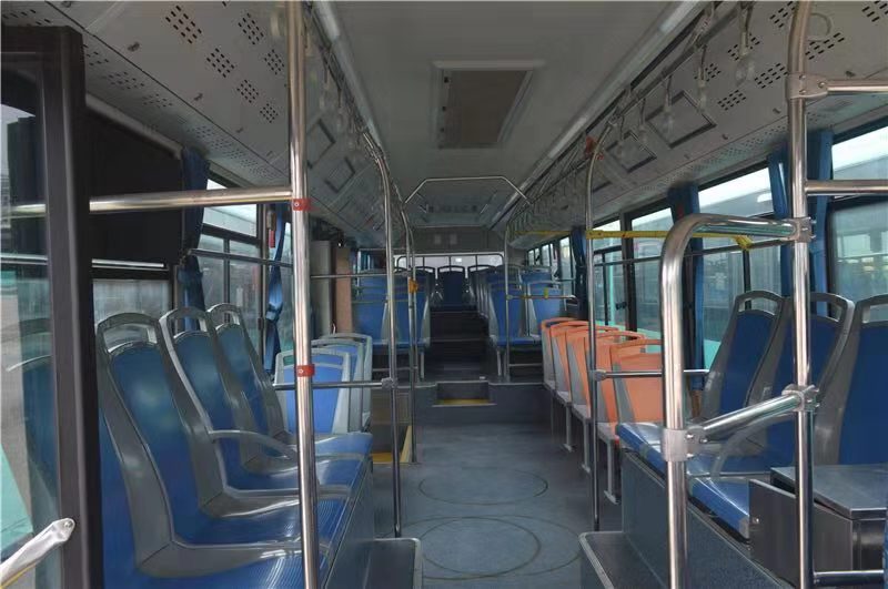 Yuchai Engine 16-35 Seats Used Bus for Customer Requirements