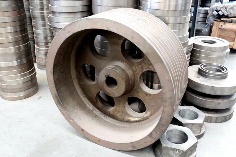 Single Arm Column Block Cutting Machine