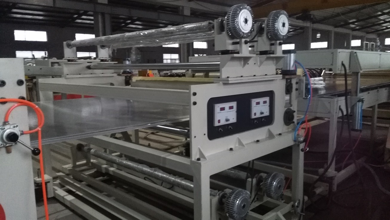 UV Protected PC Solid Plastic Sheet Extruder For Architecture Glazing Advertisement