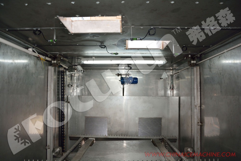 Large Capacity Ice Storage Room With 10 TONS Cooling Capacity And Refrigeration System