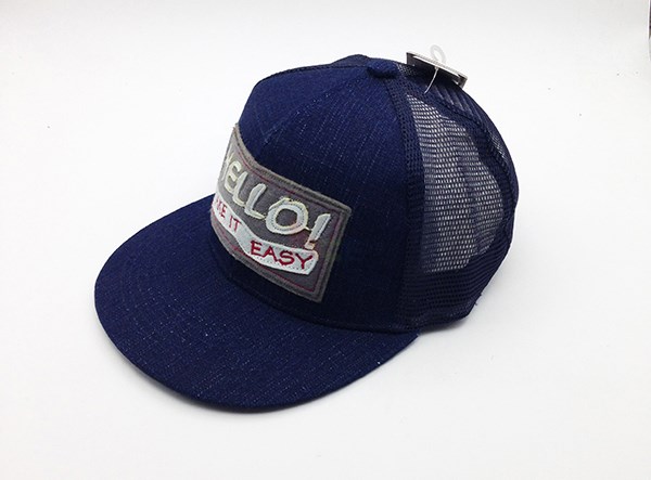 Custom Made Foam Mesh Trucker Cap , 6 Panel Blank Style Kids Trucker Hat