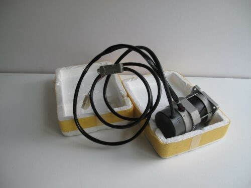 XVM-606-TBNS-0000 new original,230VAC, 60mm Frame, Metric Mounting, 5.6 b-in Cont. Stall Torque, 5000 RPM Max Speed.