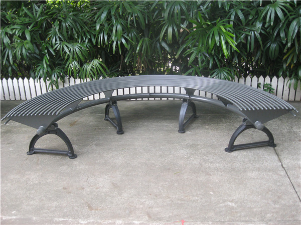Metal Iron Curved Outdoor Tree Bench Waterproof Rustproof For Street Garden