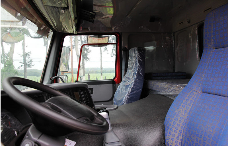 HOWO 4x2 cargo truck cab (1).png