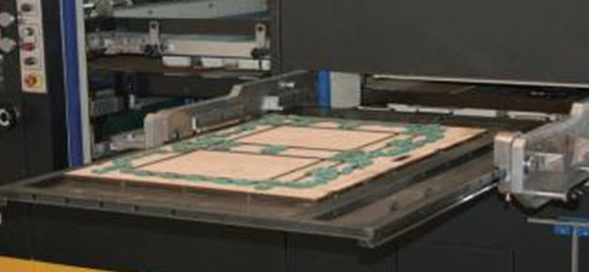 Cardboard Corrugated Carton Box Die Cutting Machine 380V Feeder Feeding