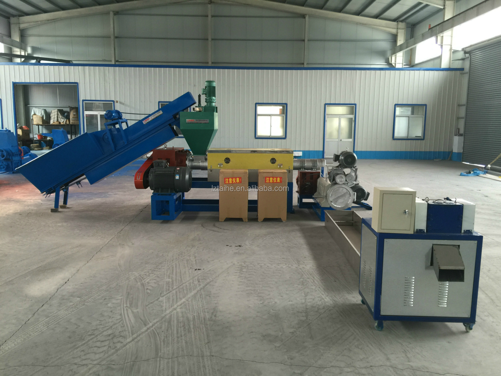 OEM Waste Plastic PP PE Film Recycling Line With Max. Capacity Of 100-500kg/H