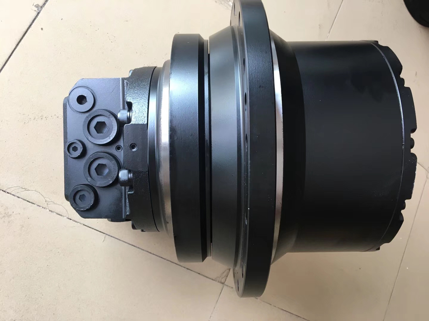 DH130 TM18 Doosan Final Drive Travel Motor With Wooden Case