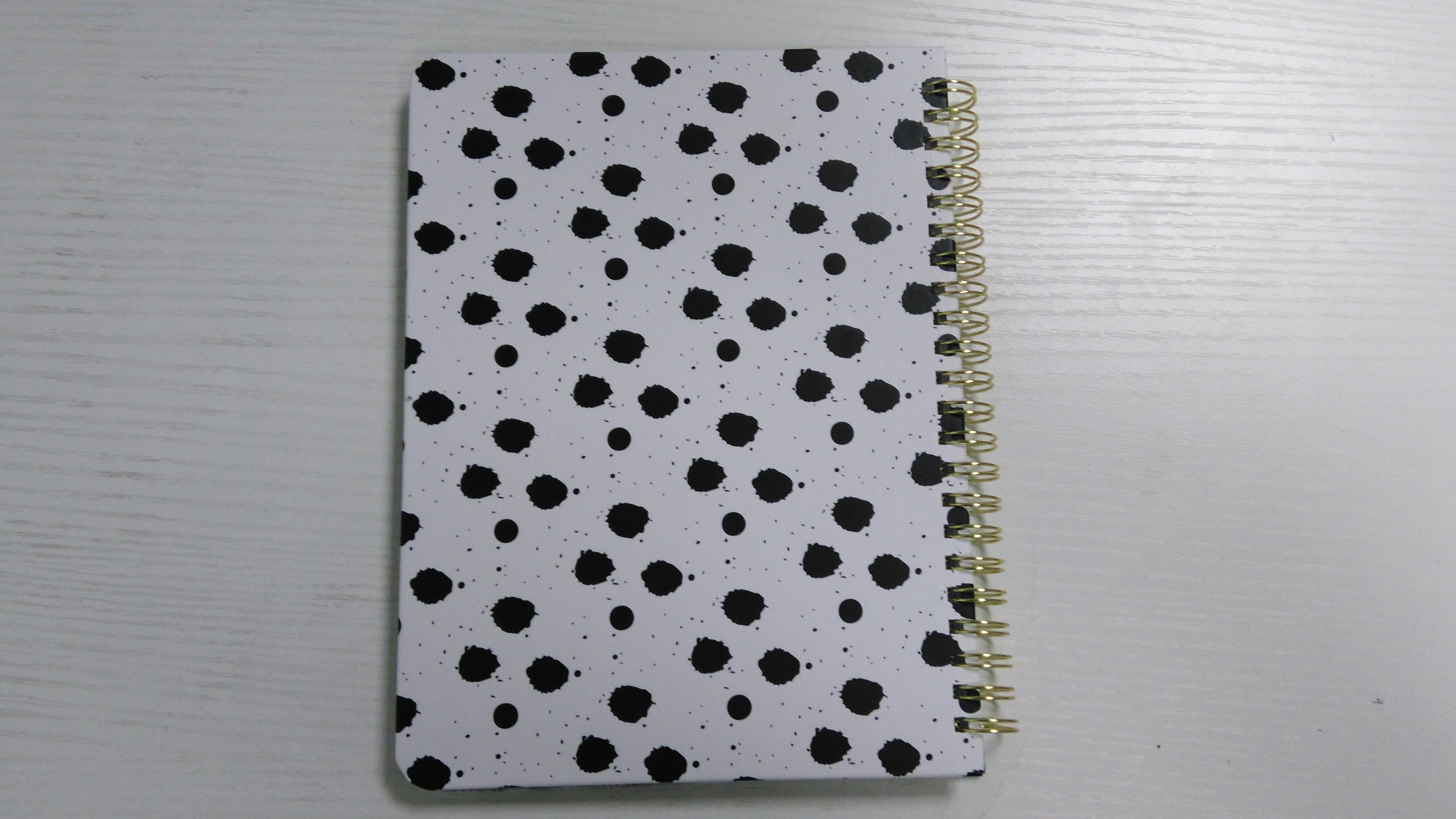 Stitching Bound Thick Paper Spiral Notebook 128gsm A5 Size Matt Lamination 172x229mm