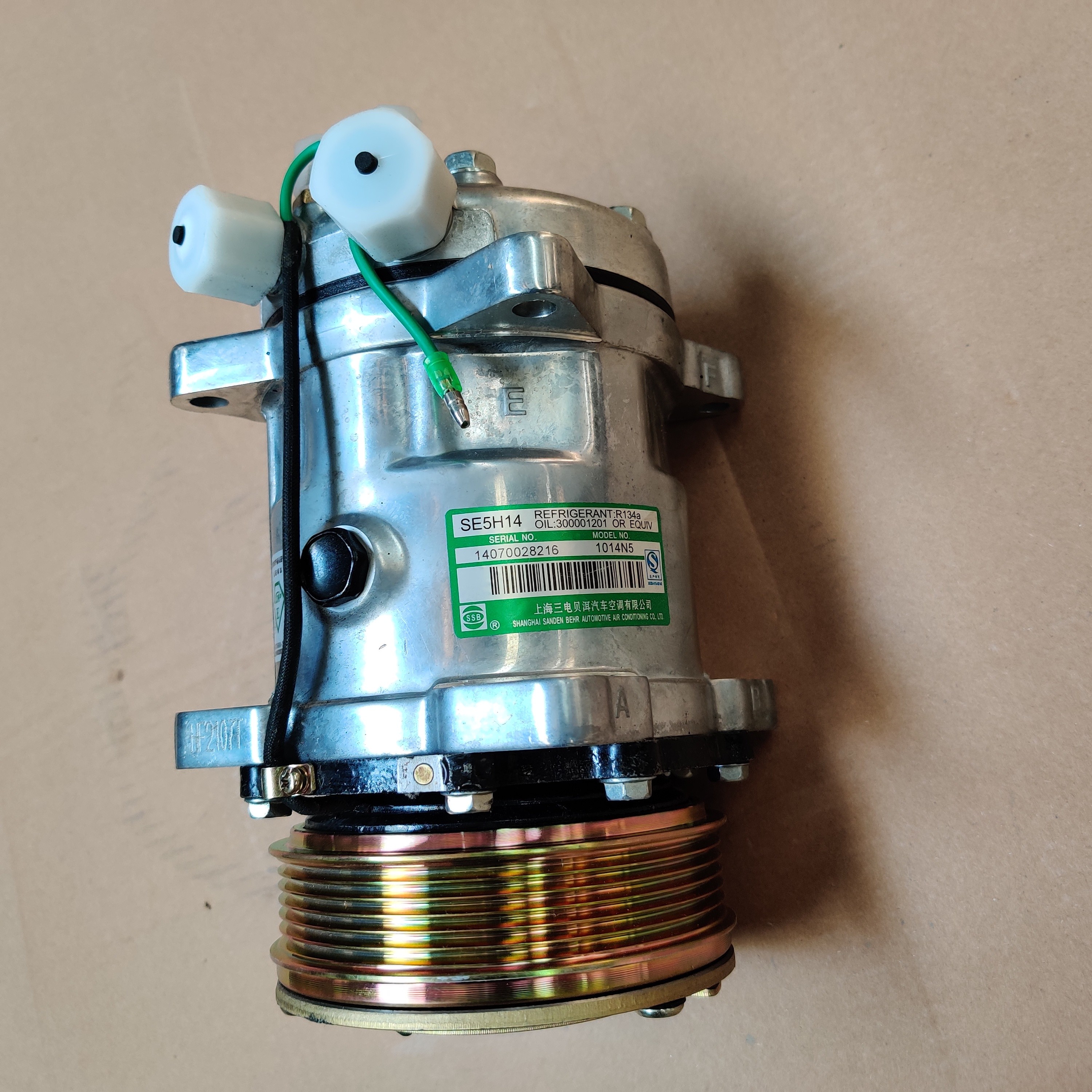 Truck Cooling System Air Conditioning Compressor