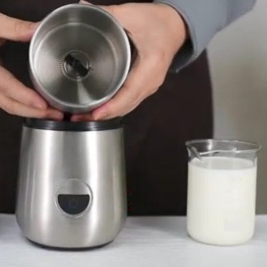 2 In 1 Coffee Bean Milk Frother Multi Functional Use 200W Semi Automatic Coffee Machine