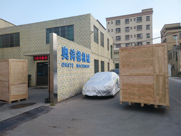Manual Or Automatic Feeding Plastic Mixing Machine For Consistent Production