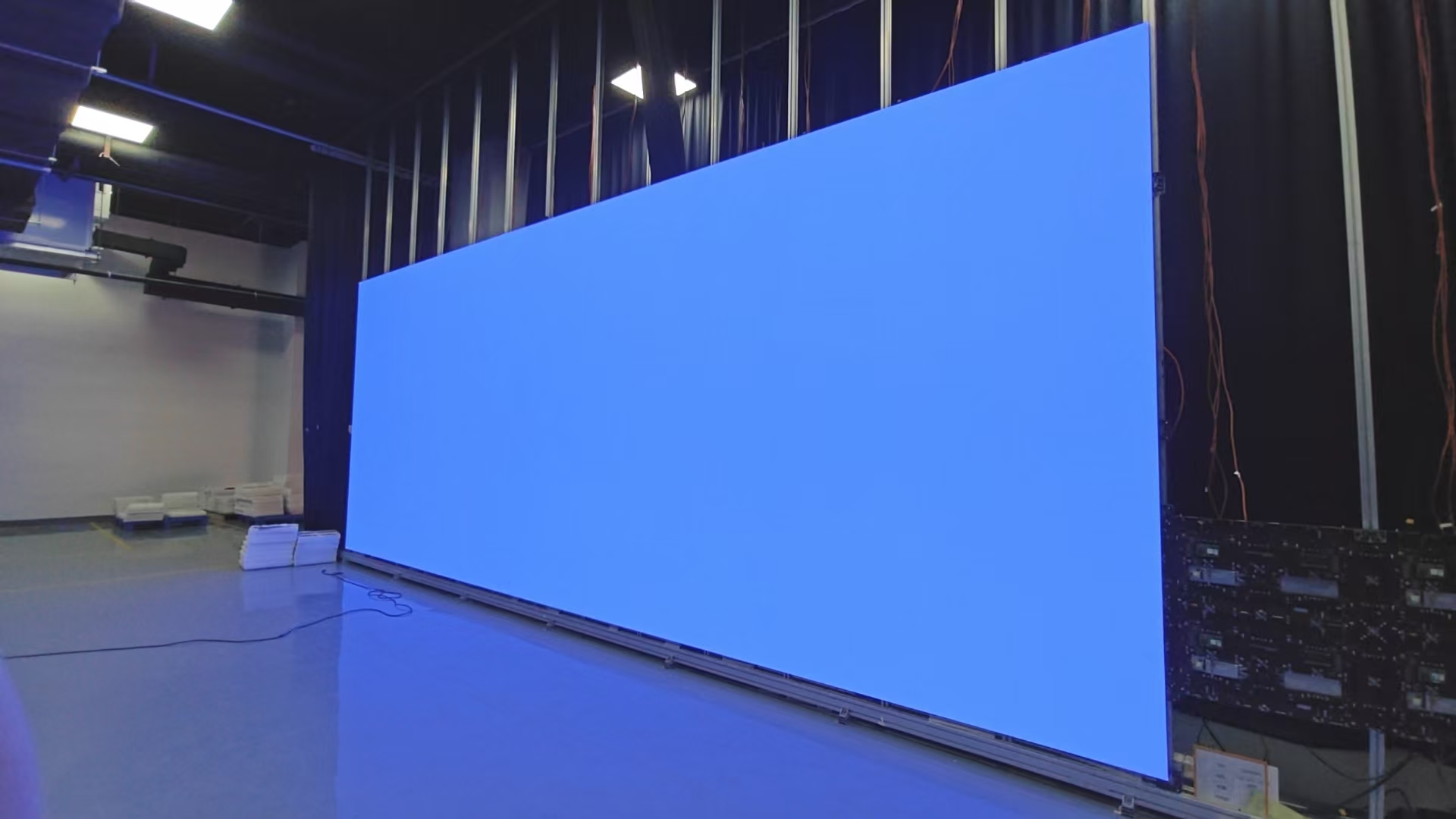 Fine Pixel Pitch P1.25mm LED Display The Ideal Choice for High-End Commercial Applications
