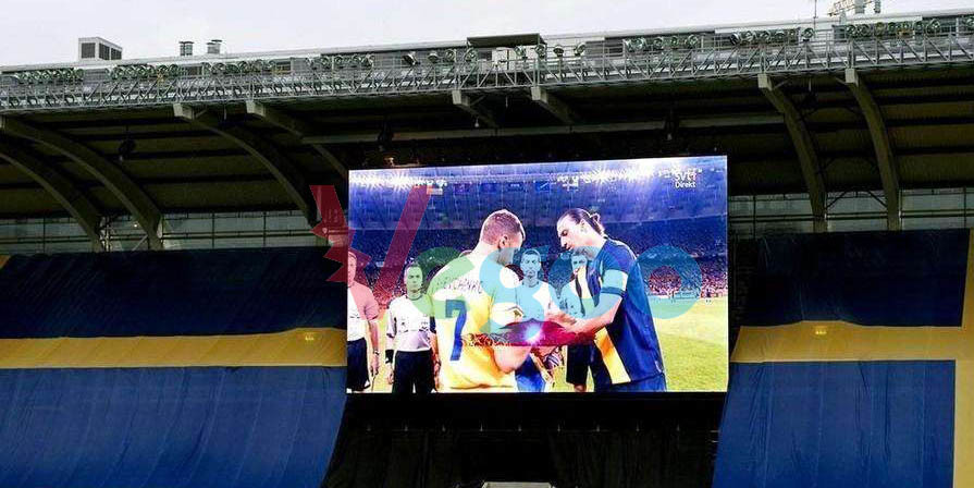 P1.25mm Sports Ground Advertising Boards LED Display 1R1G1B / SMD1010 Black Lamp