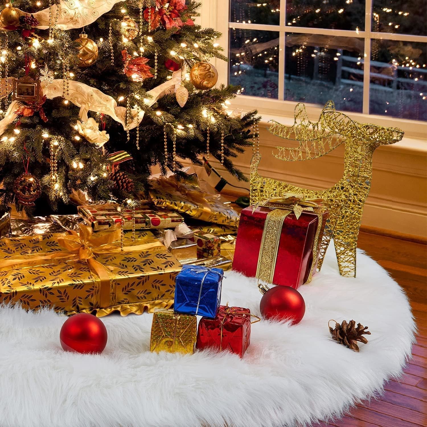 Fur Christmas Tree Skirt, White Plush Christmas Tree Base Blanket Tree Skirt for Christmas Tree Decoration
