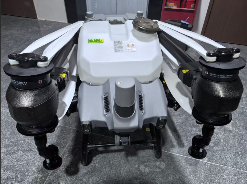 Dji T40 Agricultural Drones With Spreading System And Three Battaries Plus Generator And Charger