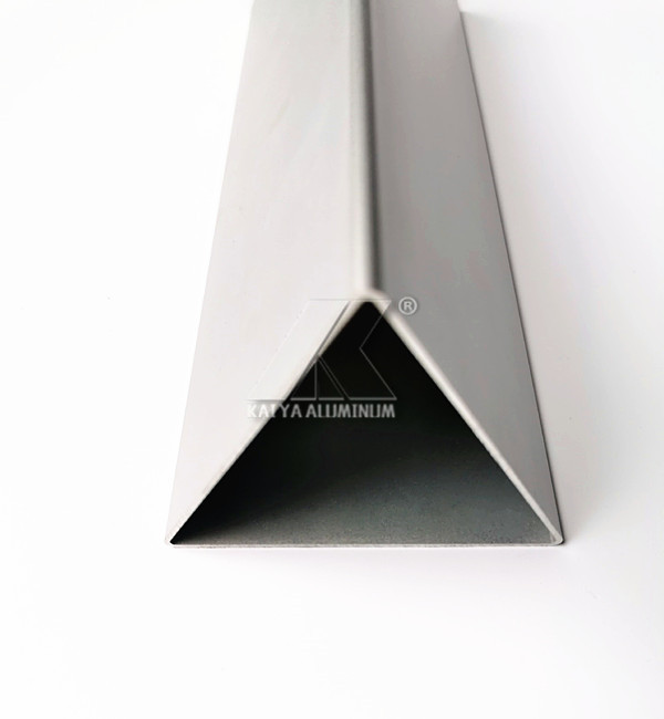 6000 Series Hollow Extruded Aluminium Tube Profiles Triangle Tube Extrusion
