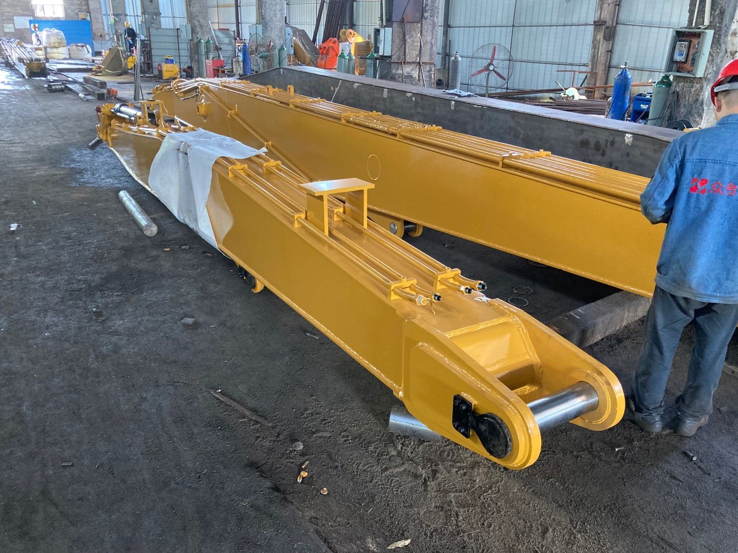Q355B Q690D Demolition Excavator Long Reach Boom For CAT