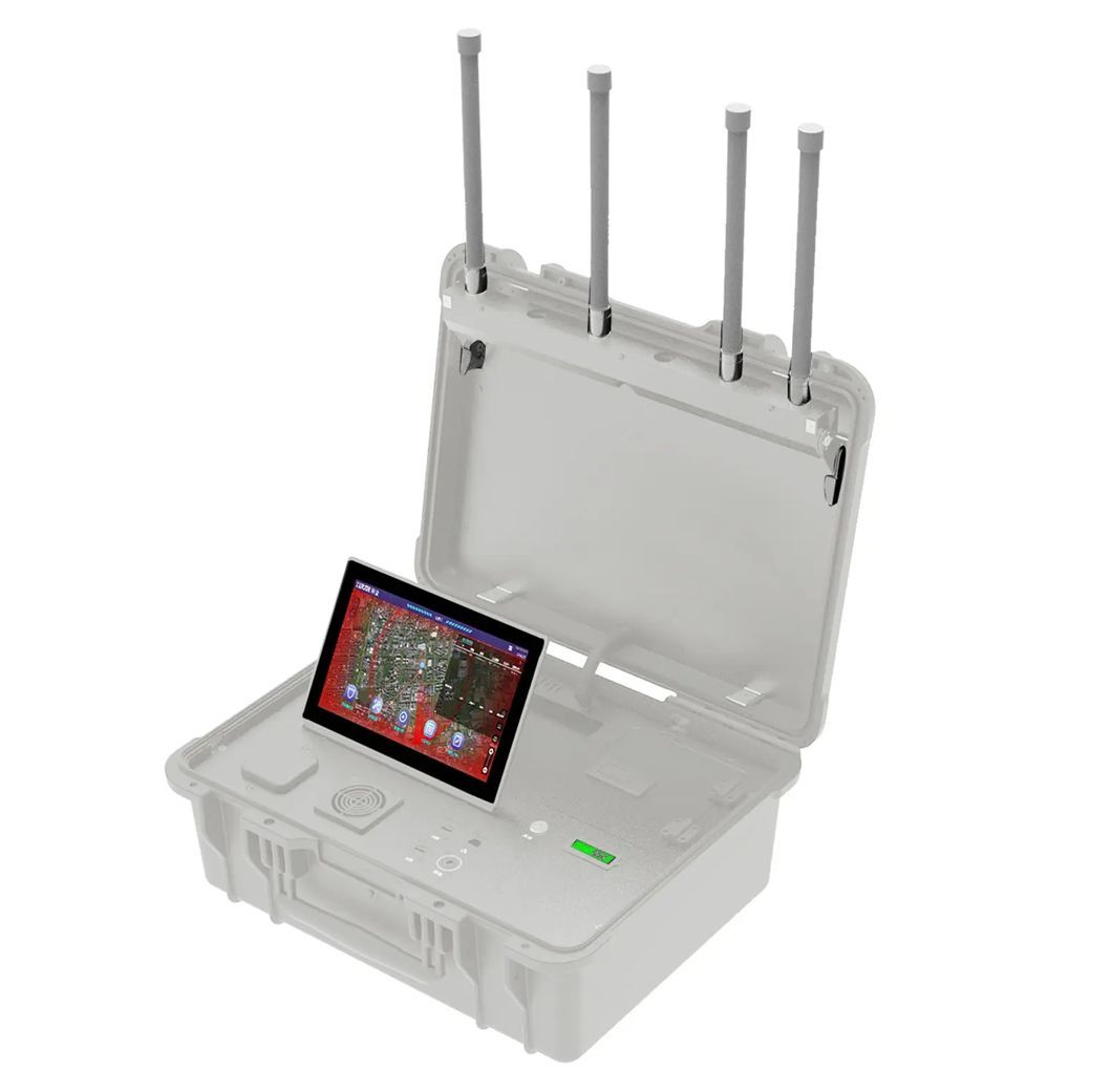 IP65 Waterproof Portable Drone Detector Briefcase Style Uav Detection Equipment