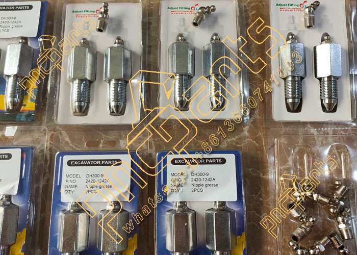 DH300-9 Nipple Grease Valve 420-00429 420 00429 Doosan Spare Parts