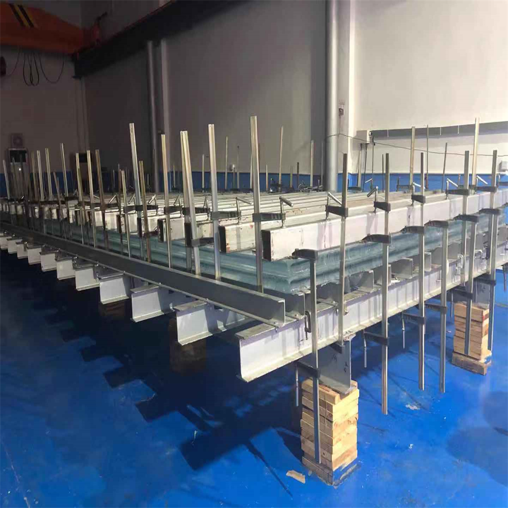Prefabricated Outdoor Pool Acrylic Luxurious plexiglass Steel Structure Swimming Pool