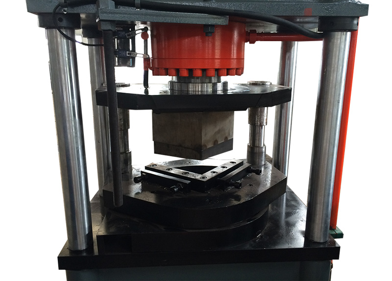 Hydraulic Notching/Marking Machine For Angles Electrical Rotary QJ200 (Patent)