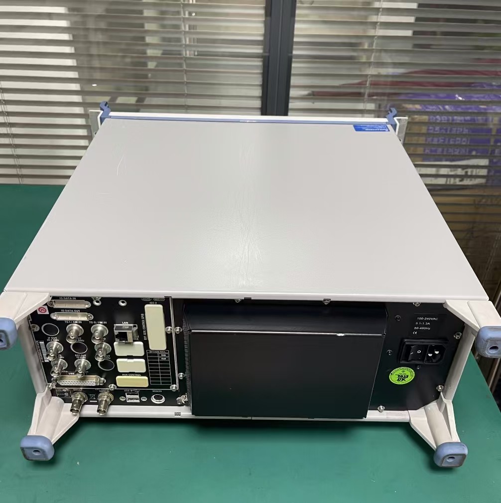Reliable EMC instruments Rohde and Schwarz ESU26 20 Hz-26.5 GHz EMI Test Receiver EMC Analyzers Tested and Calibrated in working conditions