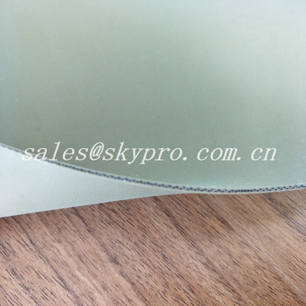 Custom Wear Resistant Hypalon Rubber Sheet Neoprene Fabric Roll , Hardness 68±5